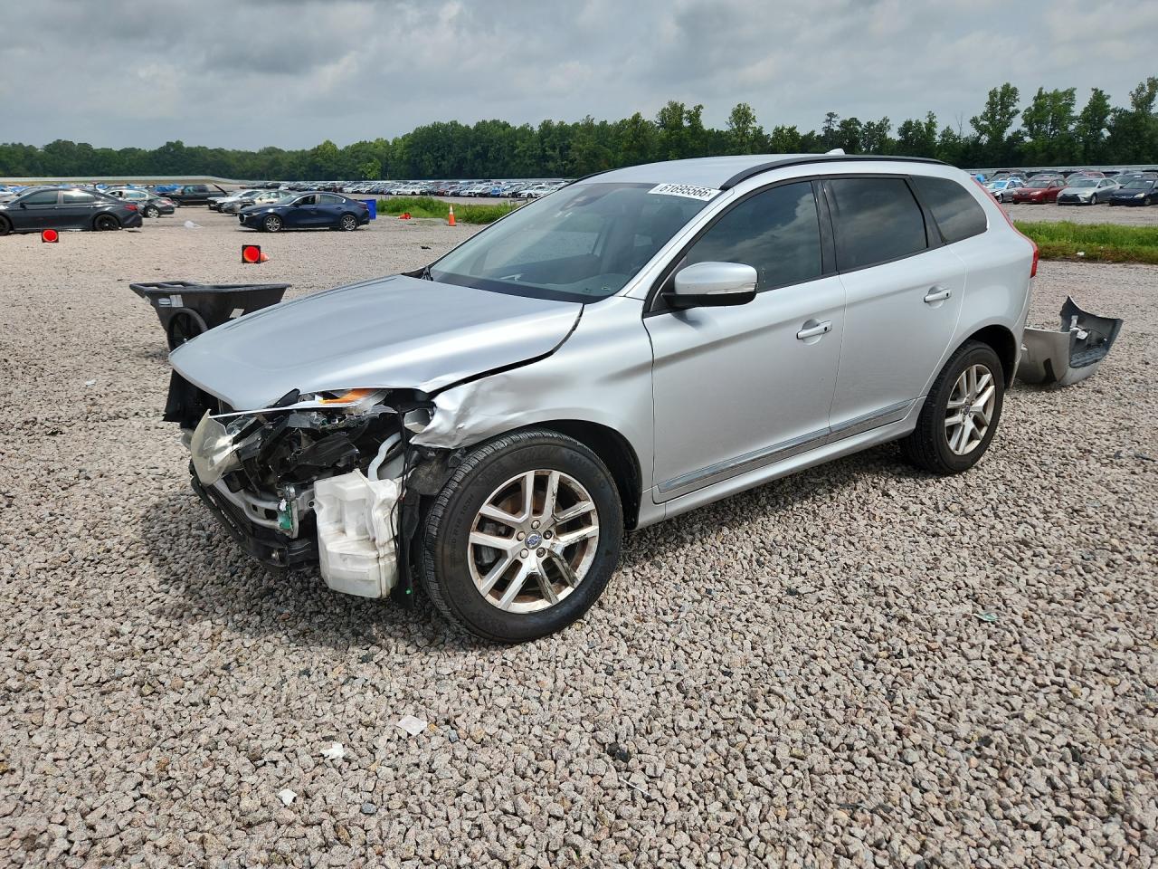 YV440MDJ1H2105137 · 2017 VOLVO XC60