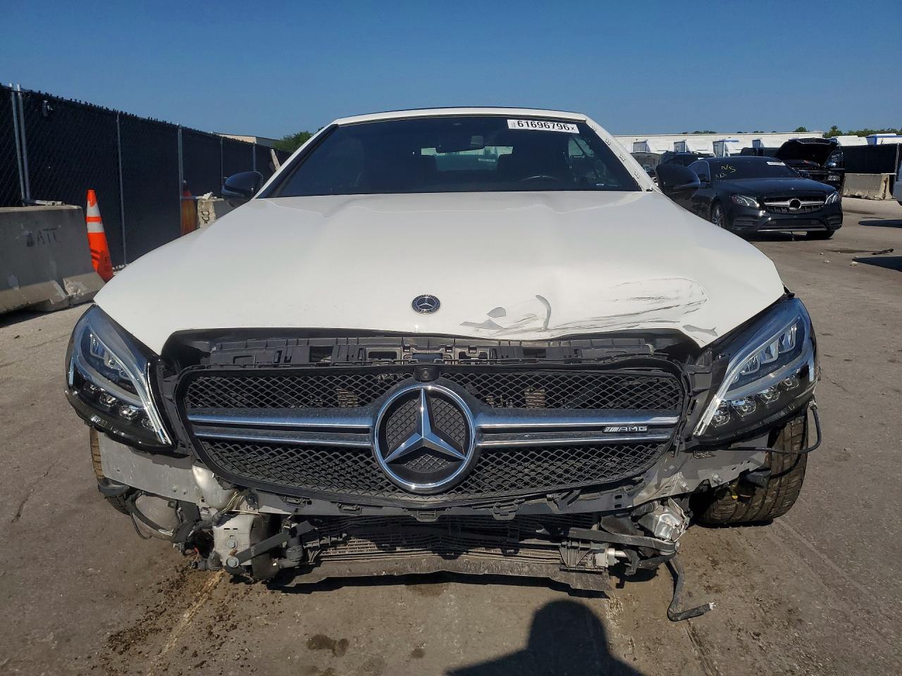 WDD1K6BB3KF083610 · 2019 MERCEDES-BENZ E · 5/11