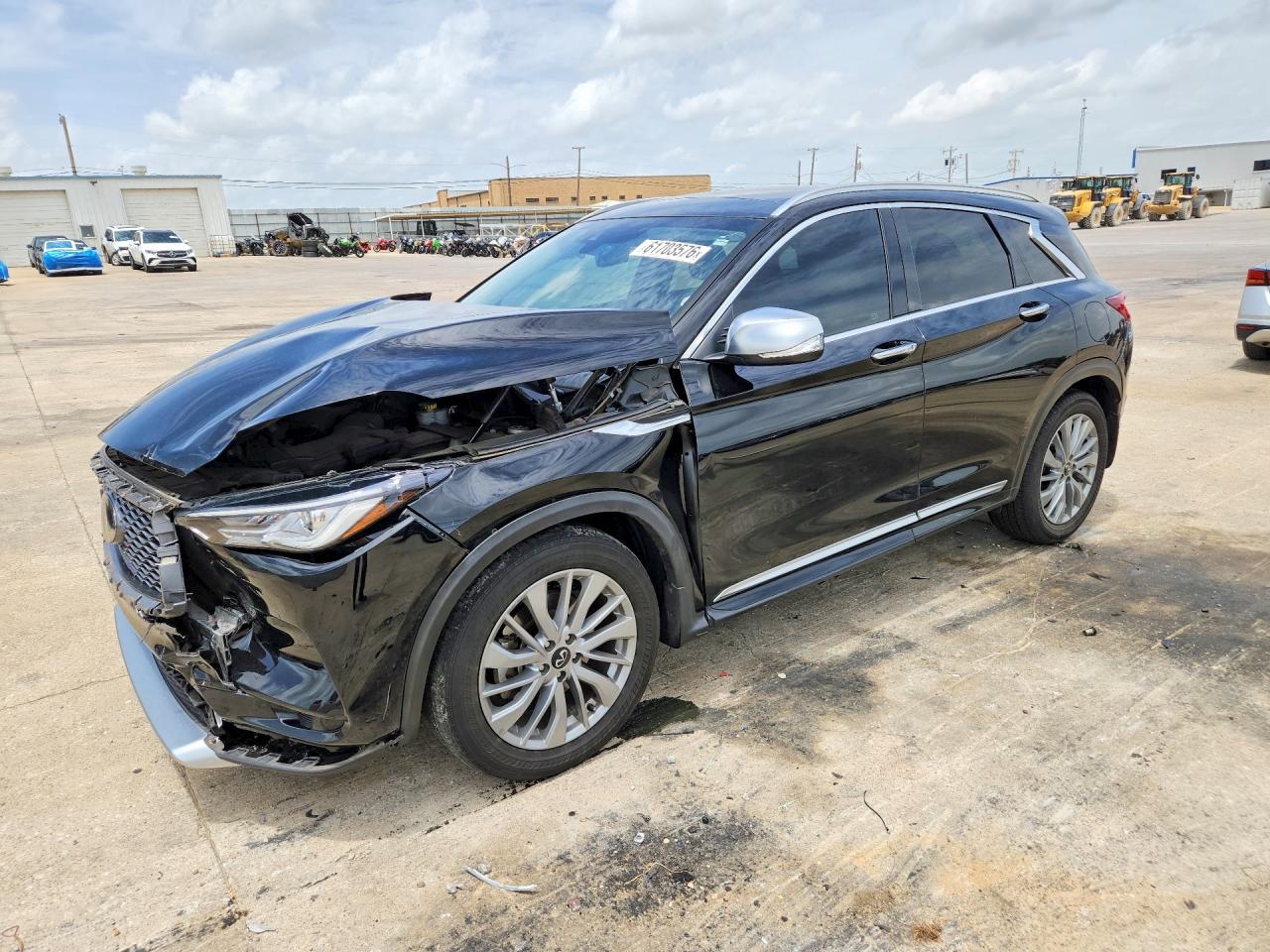 3PCAJ5BAXPF124423 · 2023 INFINITI QX50