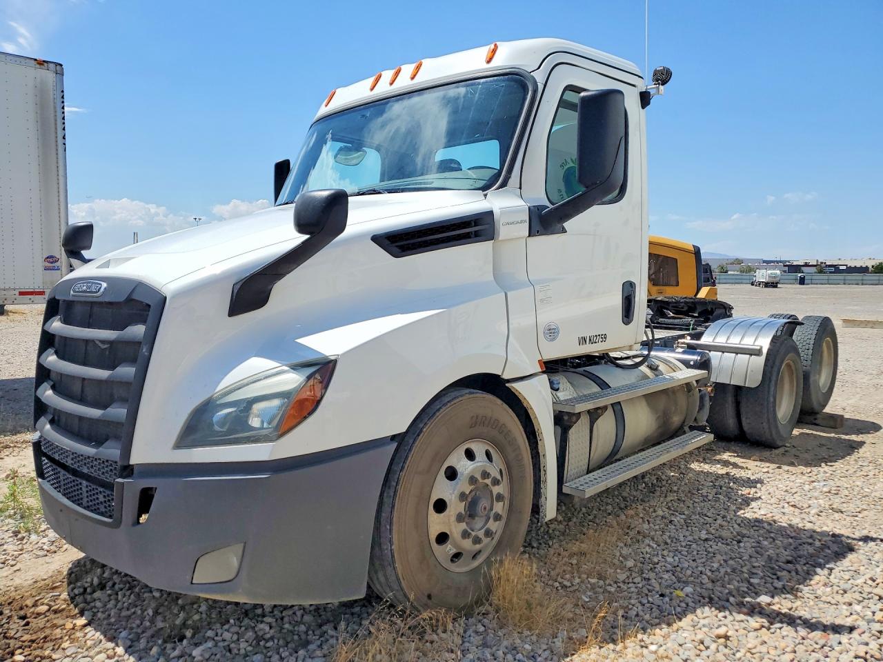 1FUJHLDRXKLKJ2759 · 2019 FREIGHTLINER CASCADIA