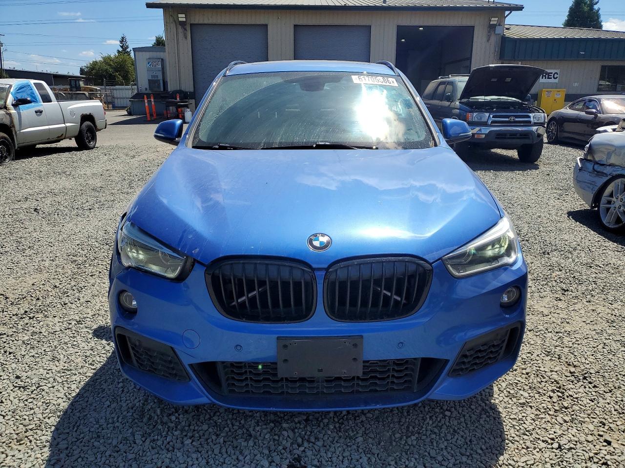 WBXHT3C39H5F86686 · 2017 BMW X1 · 5/13
