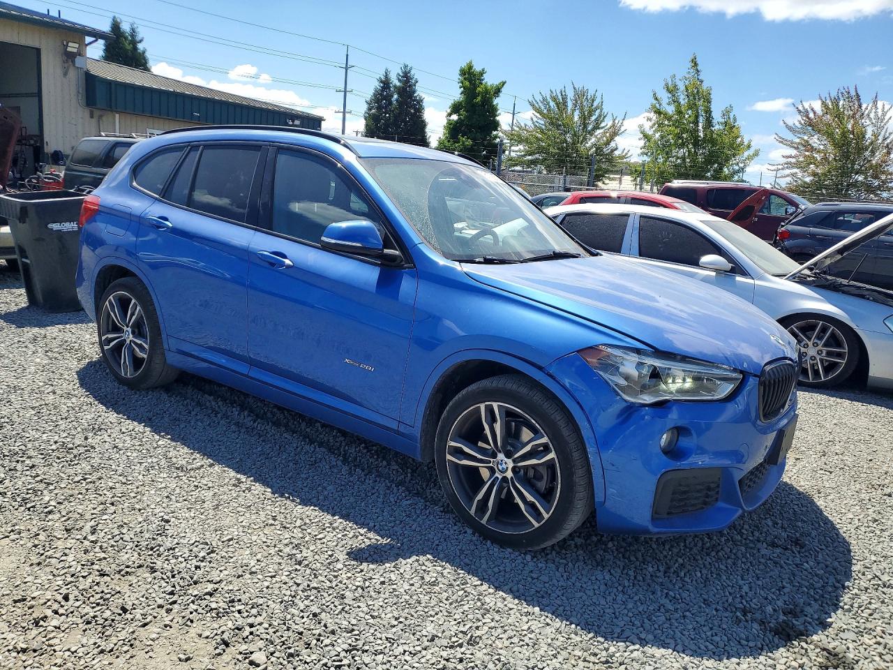 WBXHT3C39H5F86686 · 2017 BMW X1 · 4/13