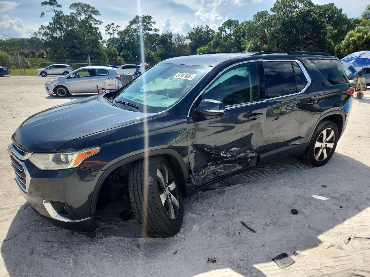 1GNEVHKW4LJ165790 · 2020 CHEVROLET TRAVERSE