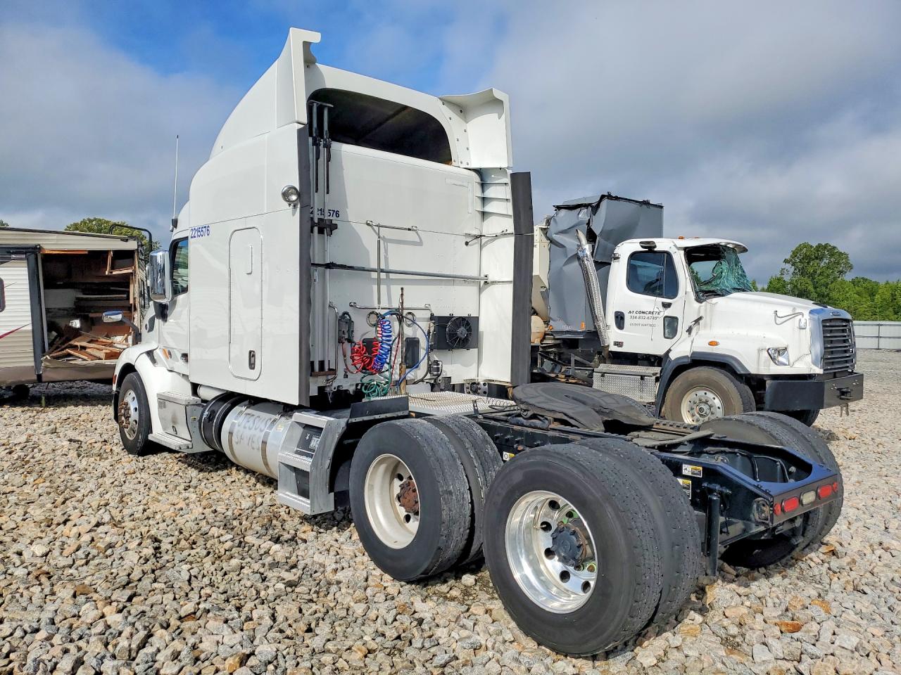 1XPBDP9X1KD269835 · 2019 PETERBILT 579 · 2/13
