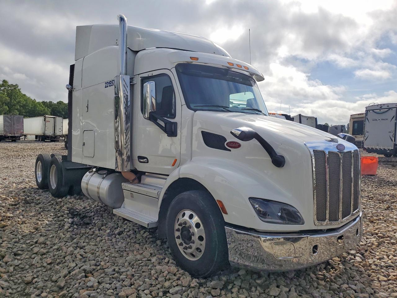 1XPBDP9X1KD269835 · 2019 PETERBILT 579 · 4/13
