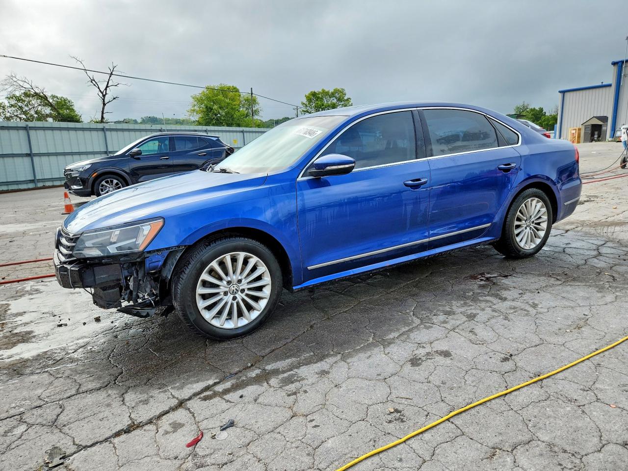 2017 VOLKSWAGEN PASSAT