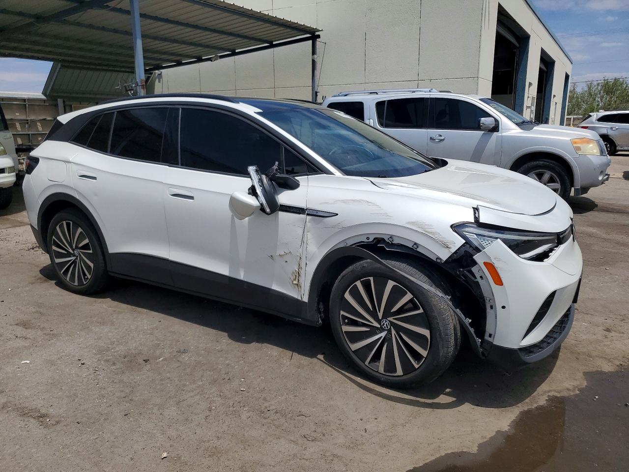 1V25MPE85RC009675 · 2024 VOLKSWAGEN ID.4 · 4/13