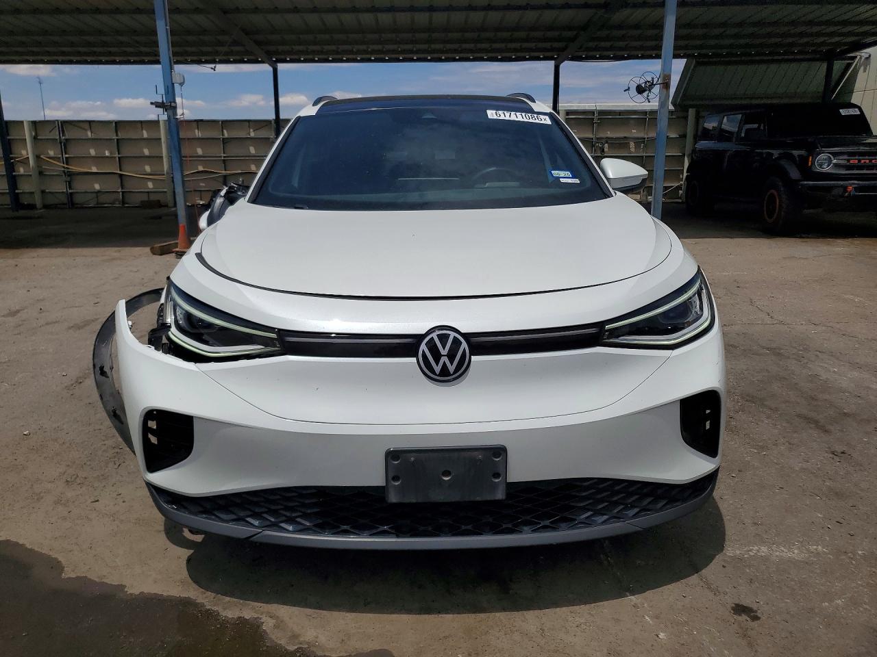 1V25MPE85RC009675 · 2024 VOLKSWAGEN ID.4 · 5/13