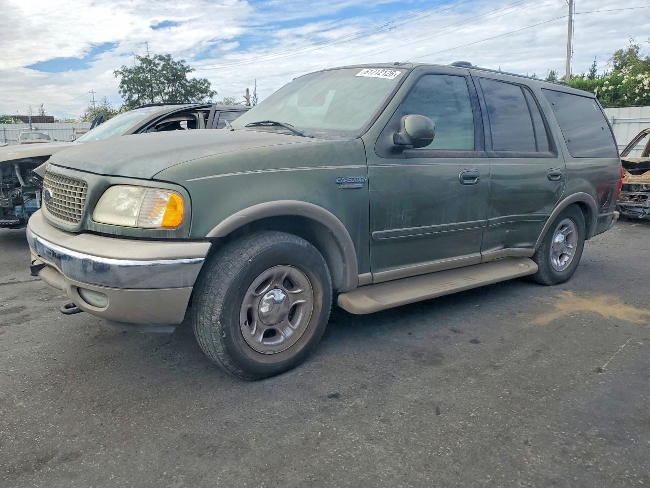 1FMFU18L61LA87823 · 2001 FORD EXPEDITION
