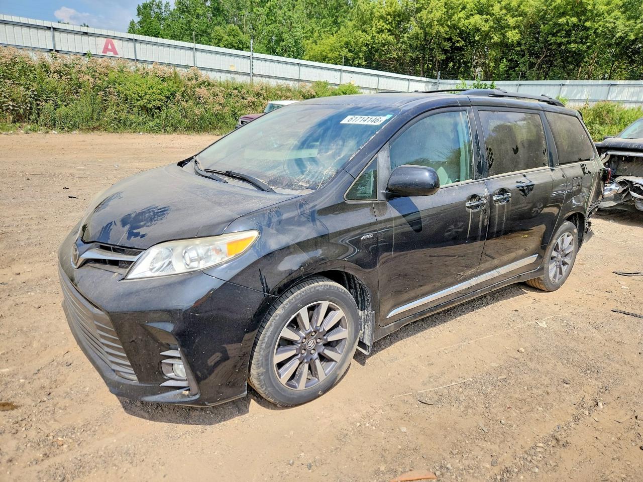 5TDDZ3DC4JS189702 · 2018 TOYOTA SIENNA