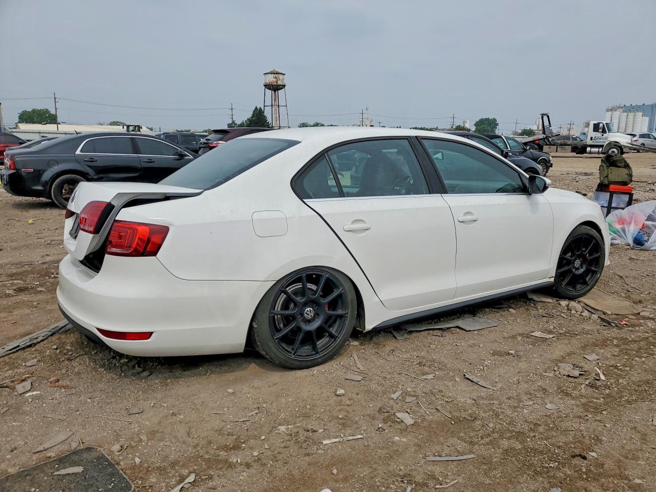 3VW5S7AJ7EM388488 · 2014 VOLKSWAGEN JETTA · 3/12