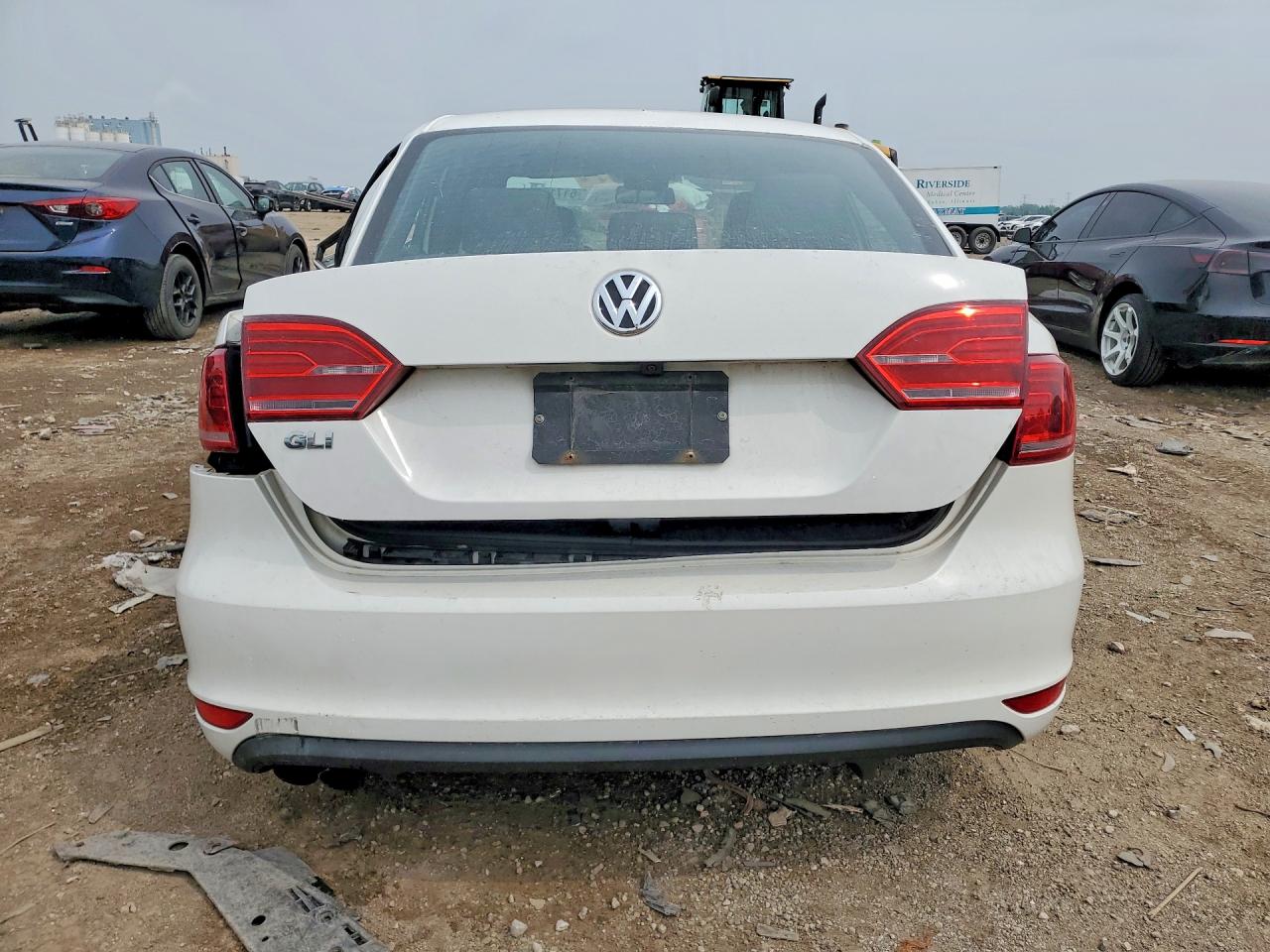 3VW5S7AJ7EM388488 · 2014 VOLKSWAGEN JETTA · 6/12
