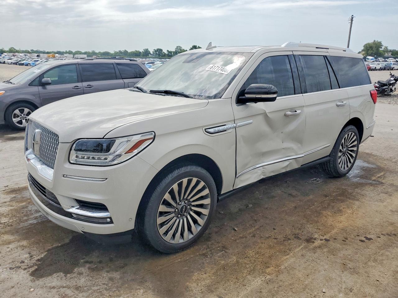 5LMJJ2LT4KEL04451 · 2019 LINCOLN NAVIGATOR