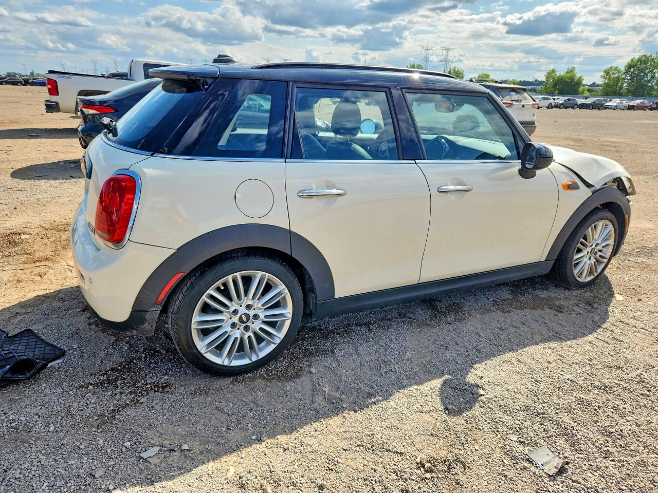 WMWXU1C54J2F80648 · 2018 MINI COOPER · 3/12