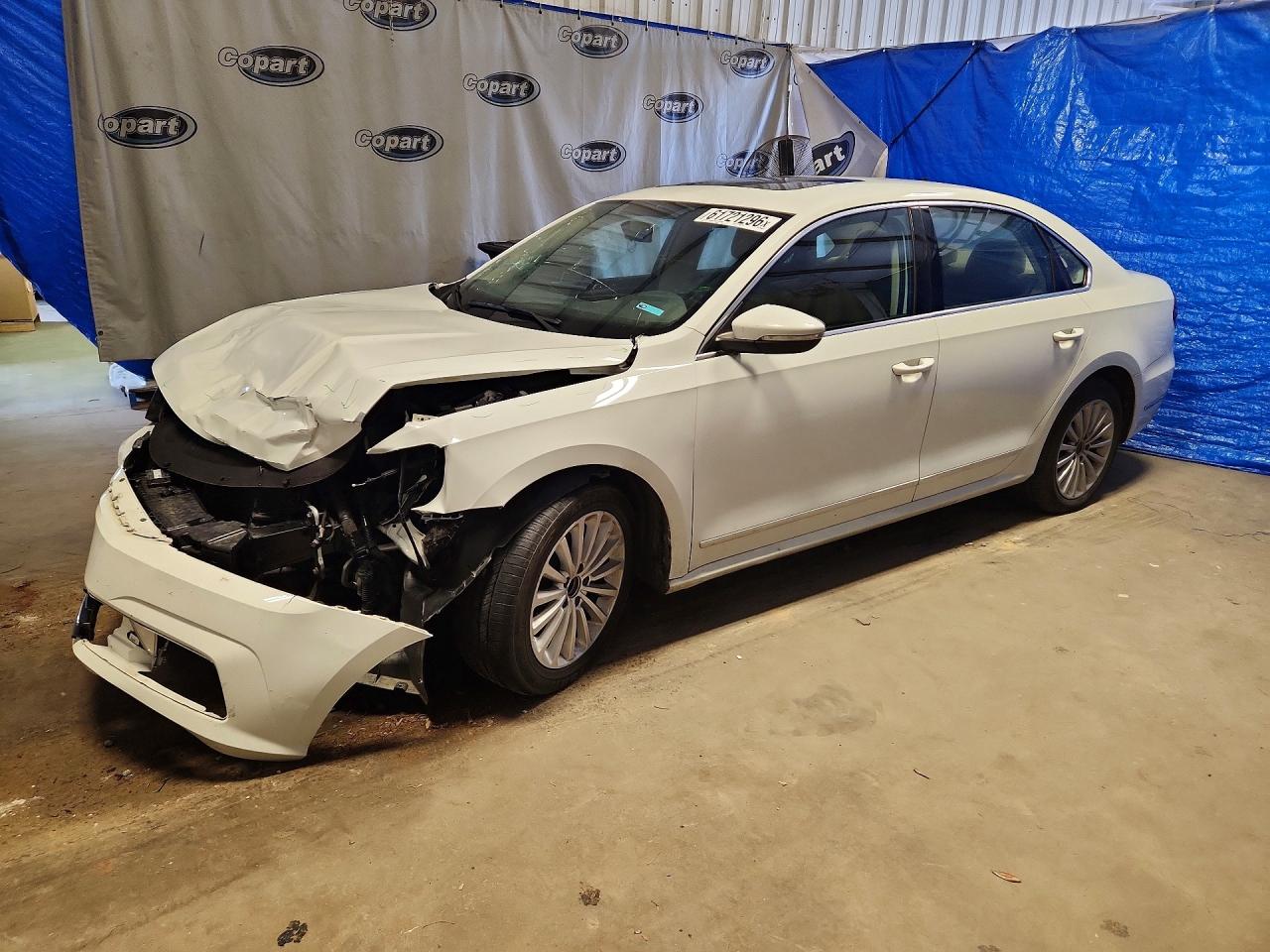 2017 VOLKSWAGEN PASSAT
