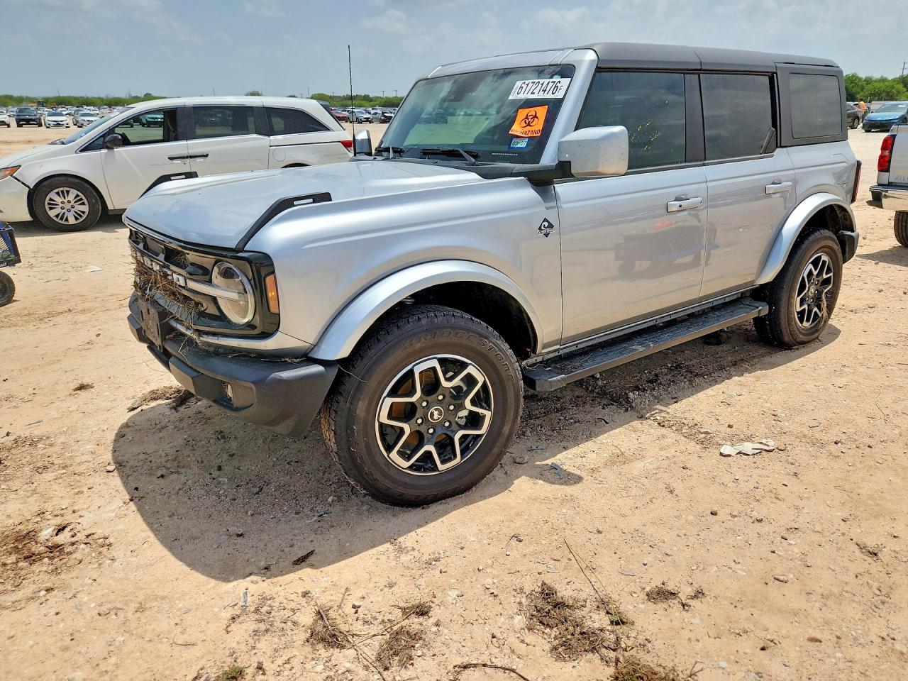 1FMDE8BH7RLB30966 · 2024 FORD BRONCO
