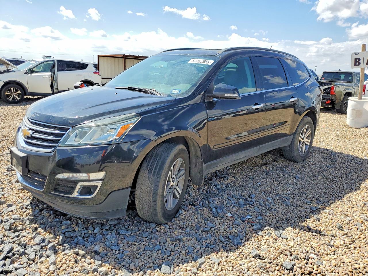 1GNKVHKD6FJ320345 · 2015 CHEVROLET TRAVERSE