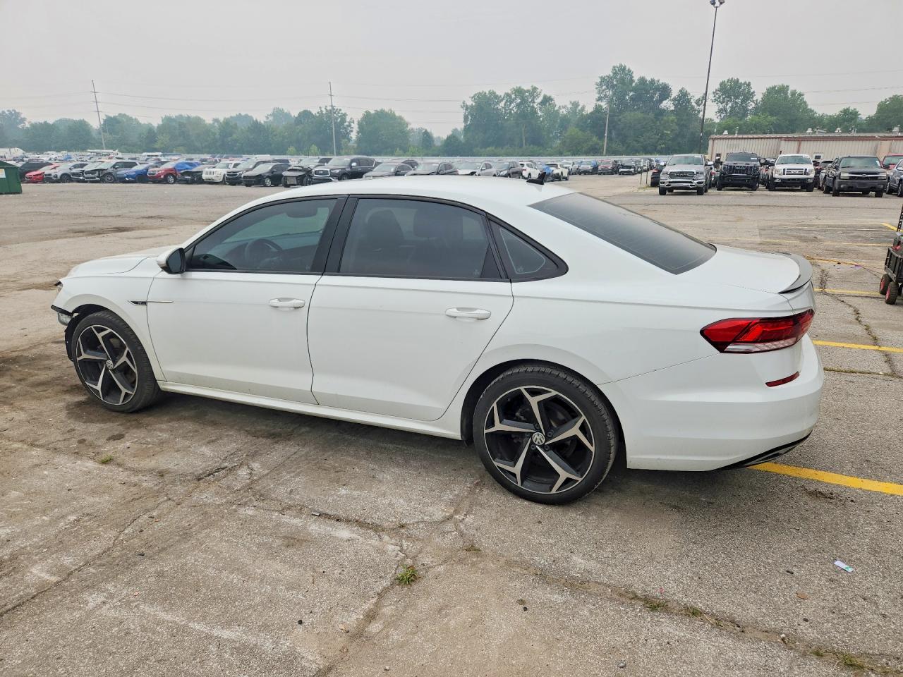 1VWMA7A35LC027758 · 2020 VOLKSWAGEN PASSAT · 2/13