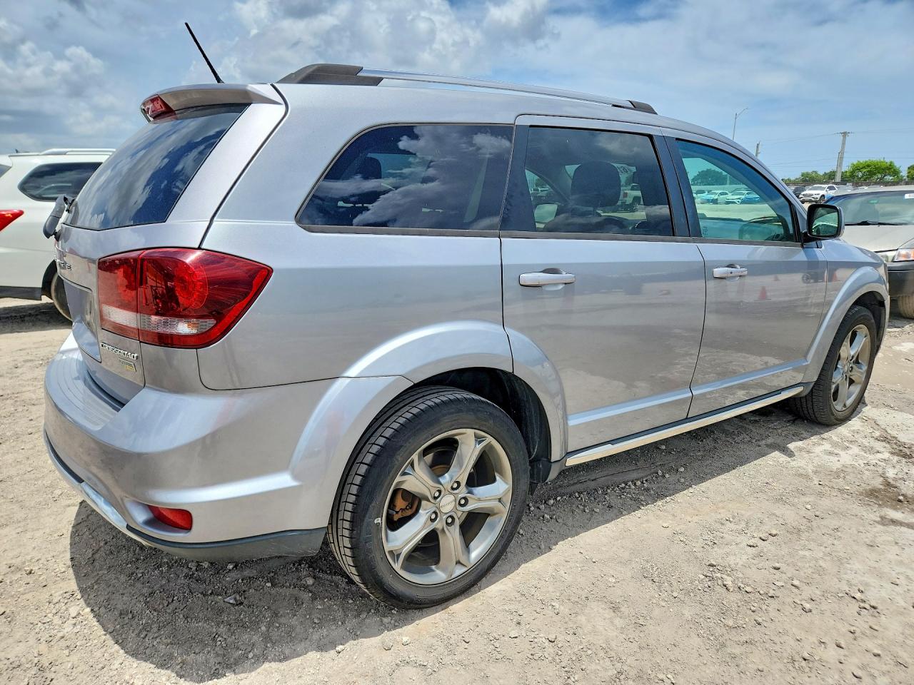 3C4PDCGG4HT594579 · 2017 DODGE JOURNEY · 3/13