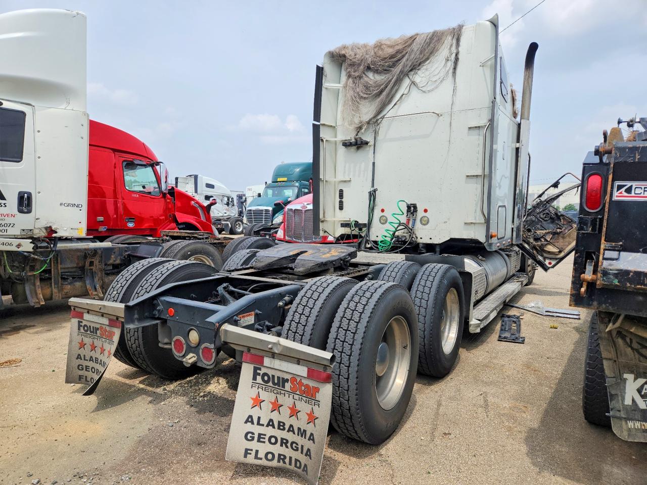 3ALXFB006LDML2178 · 2020 FREIGHTLINER CORONADO · 3/13