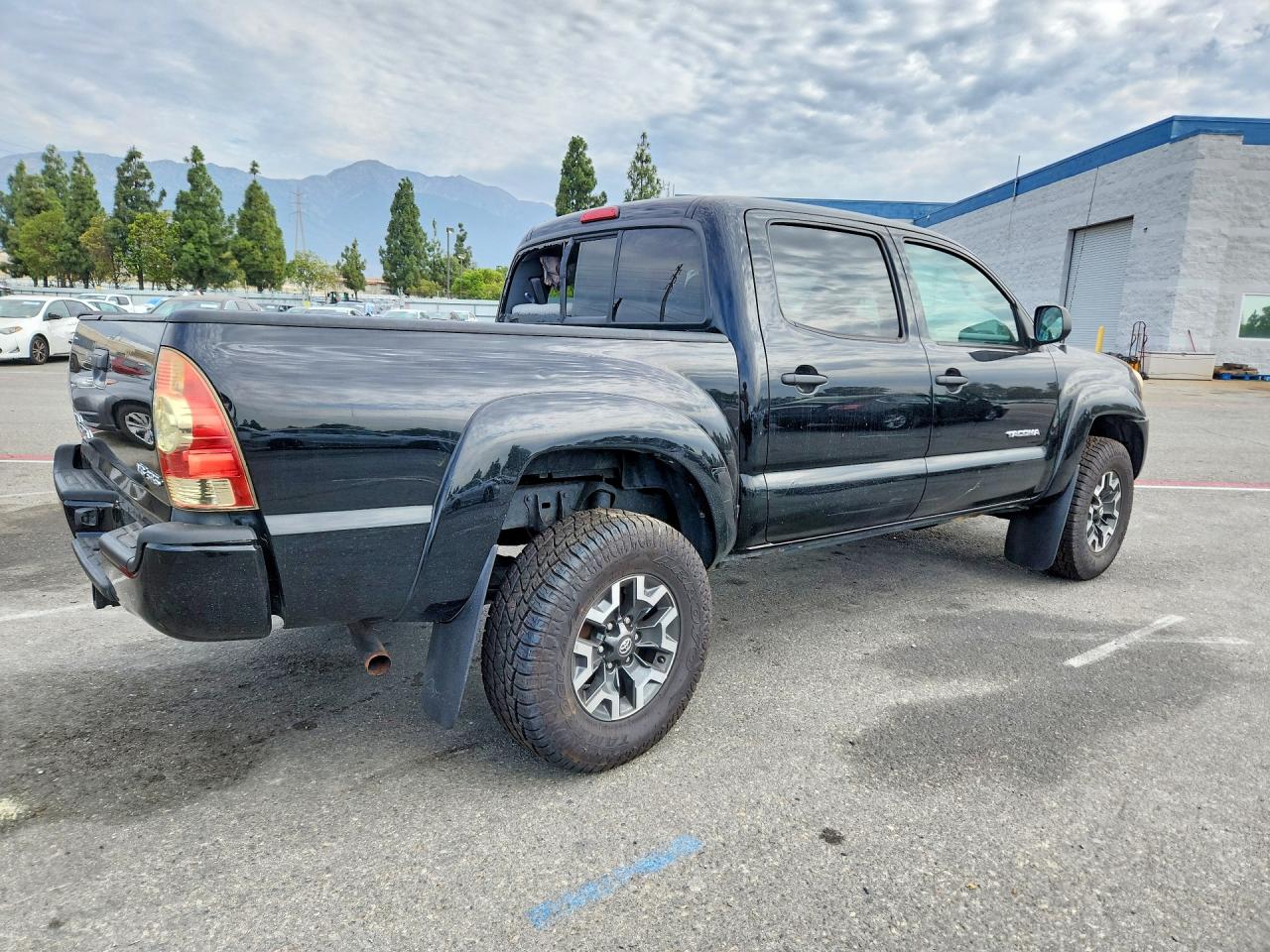 3TMLU4EN3BM060478 · 2011 TOYOTA TACOMA · 3/12