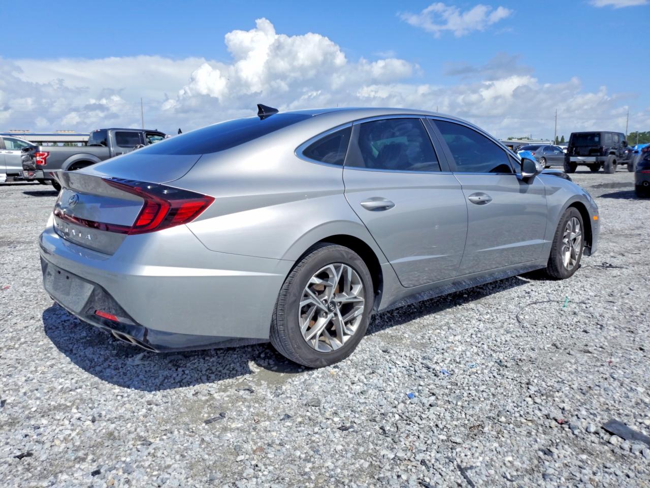 KMHL64JA6NA167826 · 2022 HYUNDAI SONATA · 3/12