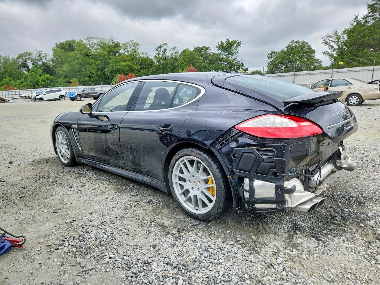 WP0AC2A77AL090105 · 2010 PORSCHE PANAMERA · 2/12