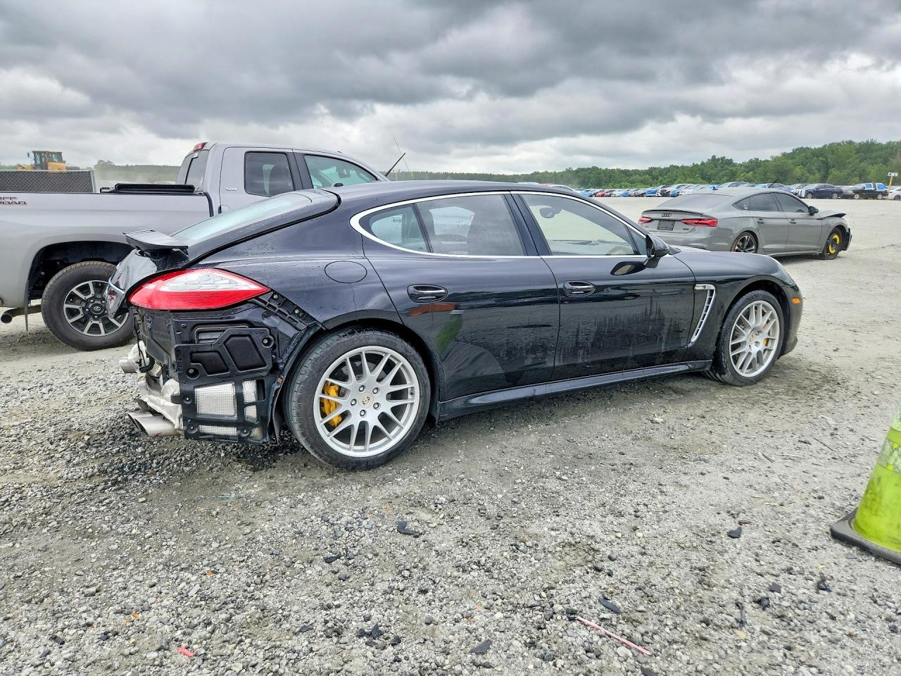 WP0AC2A77AL090105 · 2010 PORSCHE PANAMERA · 3/12