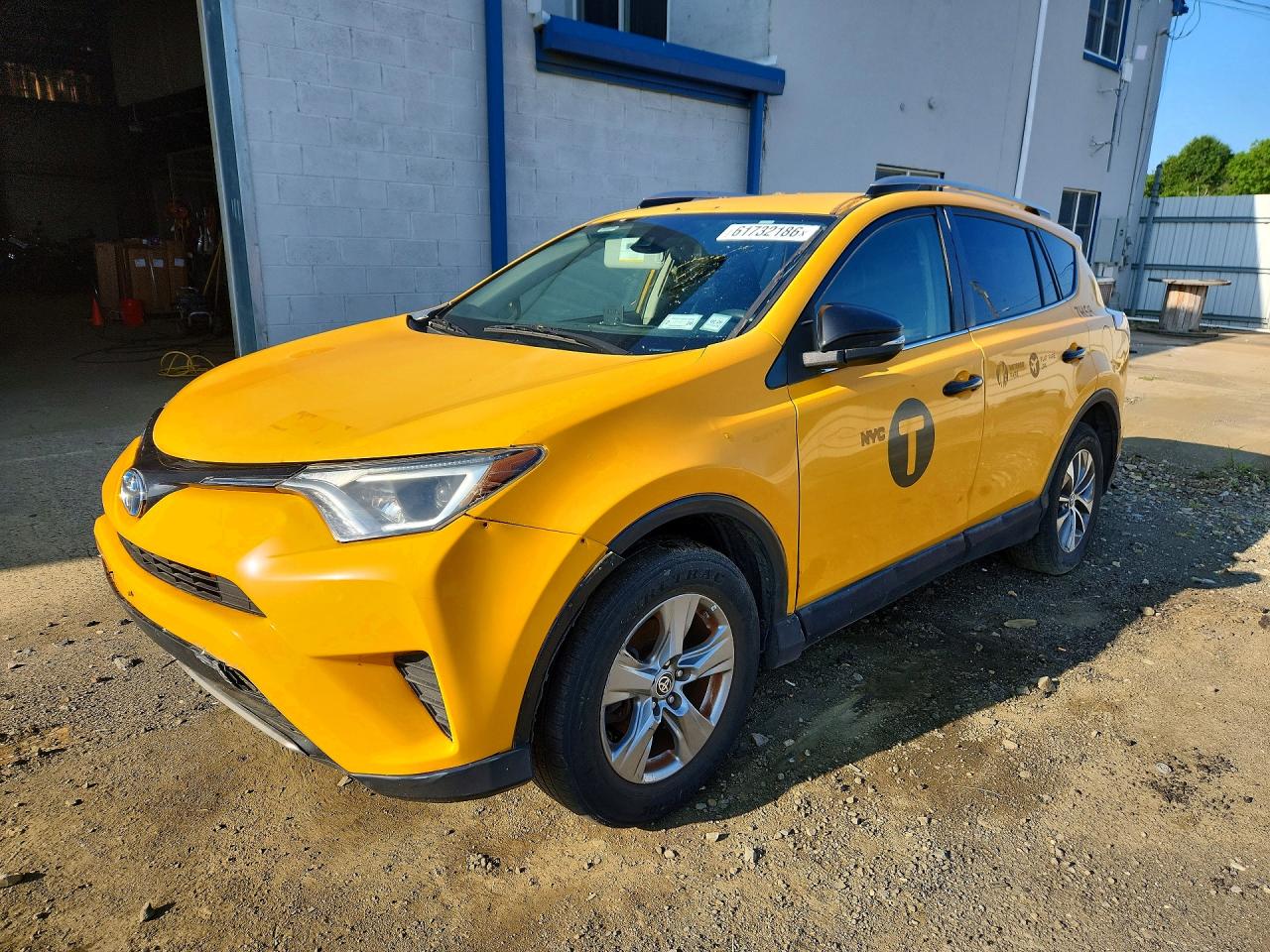 JTMRJREVXHD073426 · 2017 TOYOTA RAV4 HYBRID
