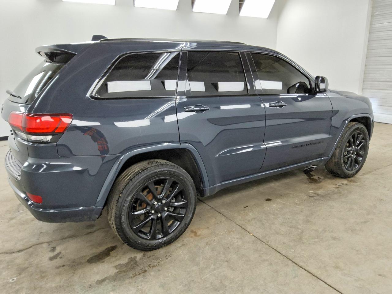 1C4RJFAG0JC298357 · 2018 JEEP GRAND CHEROKEE · 3/13