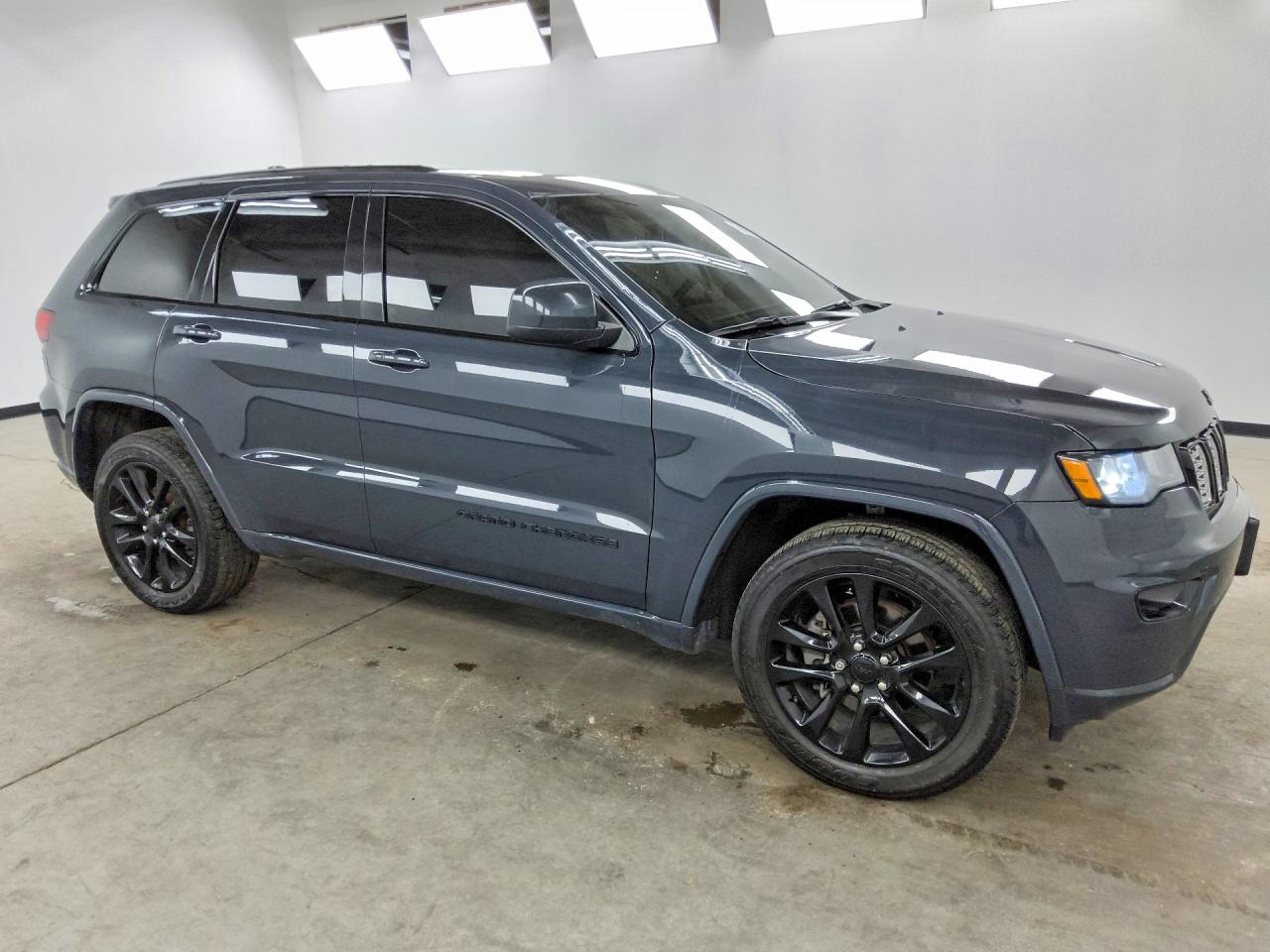 1C4RJFAG0JC298357 · 2018 JEEP GRAND CHEROKEE · 4/13