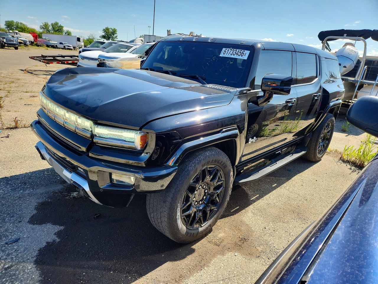 2025 GMC HUMMER SUV