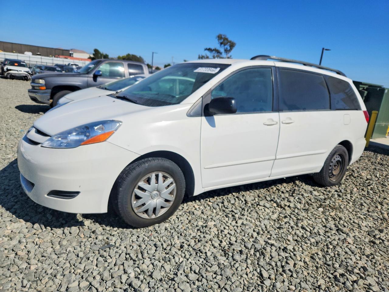 5TDZK23C67S033076 · 2007 TOYOTA SIENNA