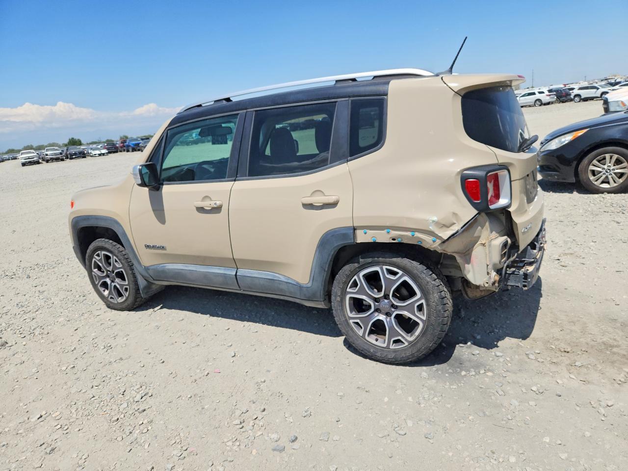 ZACCJBDT8FPB34221 · 2015 JEEP RENEGADE · 2/13