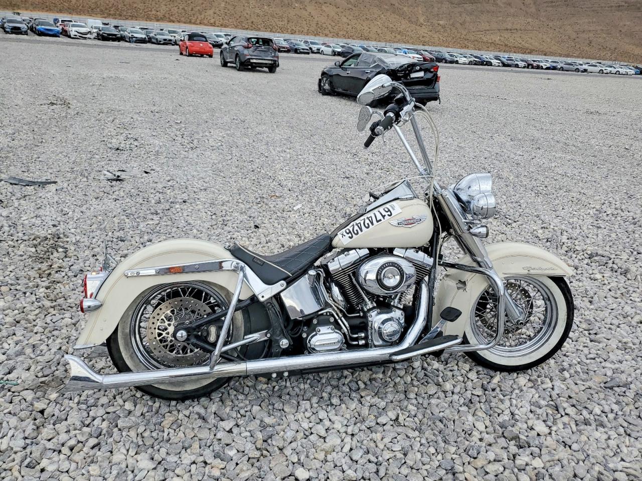 2015 HARLEY-DAVIDSON FLSTN