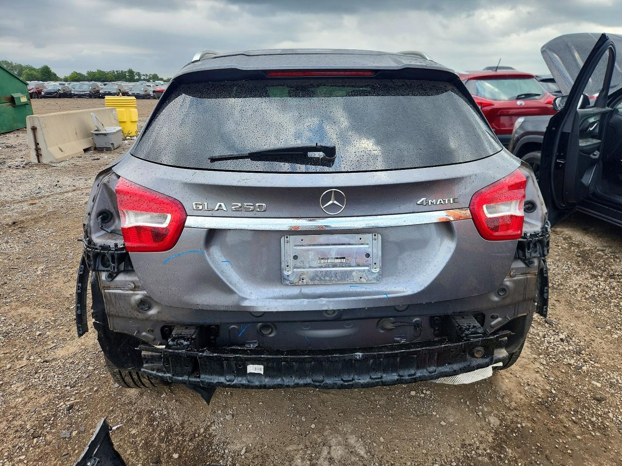 WDCTG4GB5GJ194255 · 2016 MERCEDES-BENZ GLA · 6/13