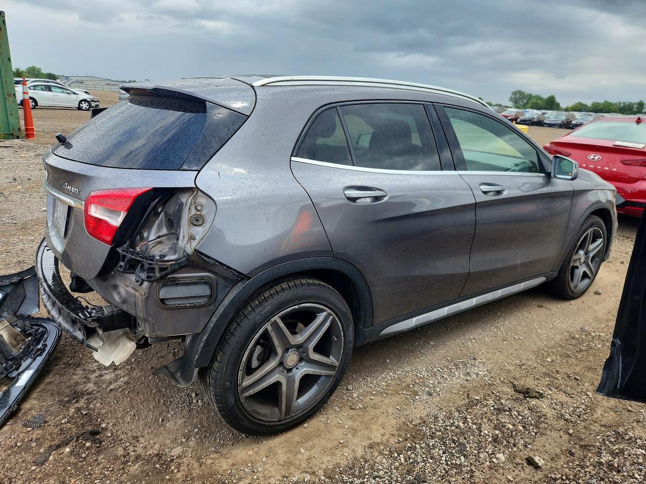 WDCTG4GB5GJ194255 · 2016 MERCEDES-BENZ GLA · 3/13