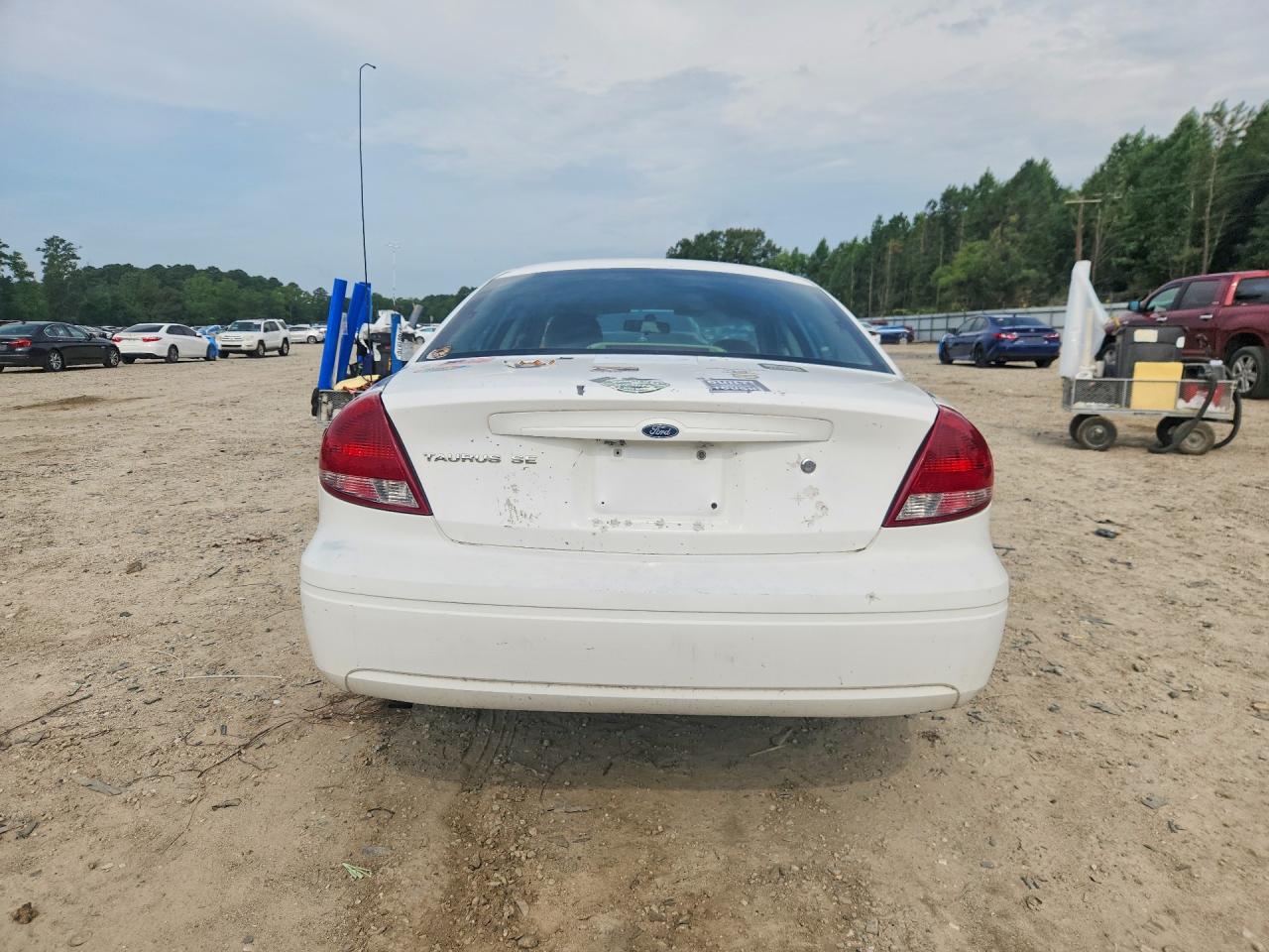 1FAFP53256A137105 · 2006 FORD TAURUS · 6/12