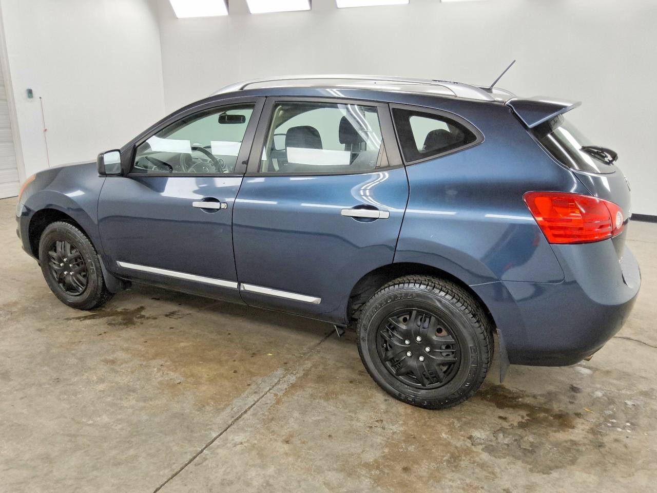 JN8AS5MT9EW617647 · 2014 NISSAN ROGUE SELECT · 2/13