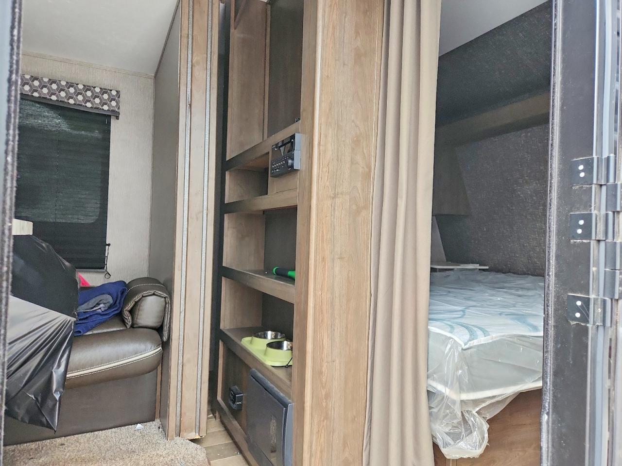 4YDT31422KH938086 · 2019 KEYSTONE COLEMAN · 5/10