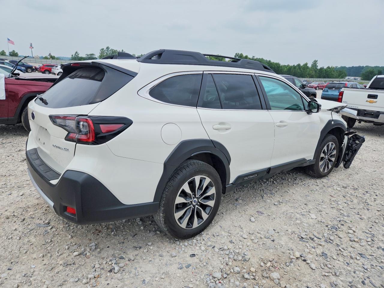 4S4BTANC6R3278482 · 2024 SUBARU OUTBACK · 3/13