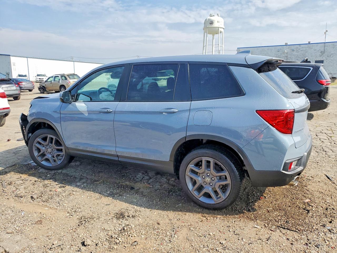 5FNYF8H52NB030271 · 2022 HONDA PASSPORT · 2/13