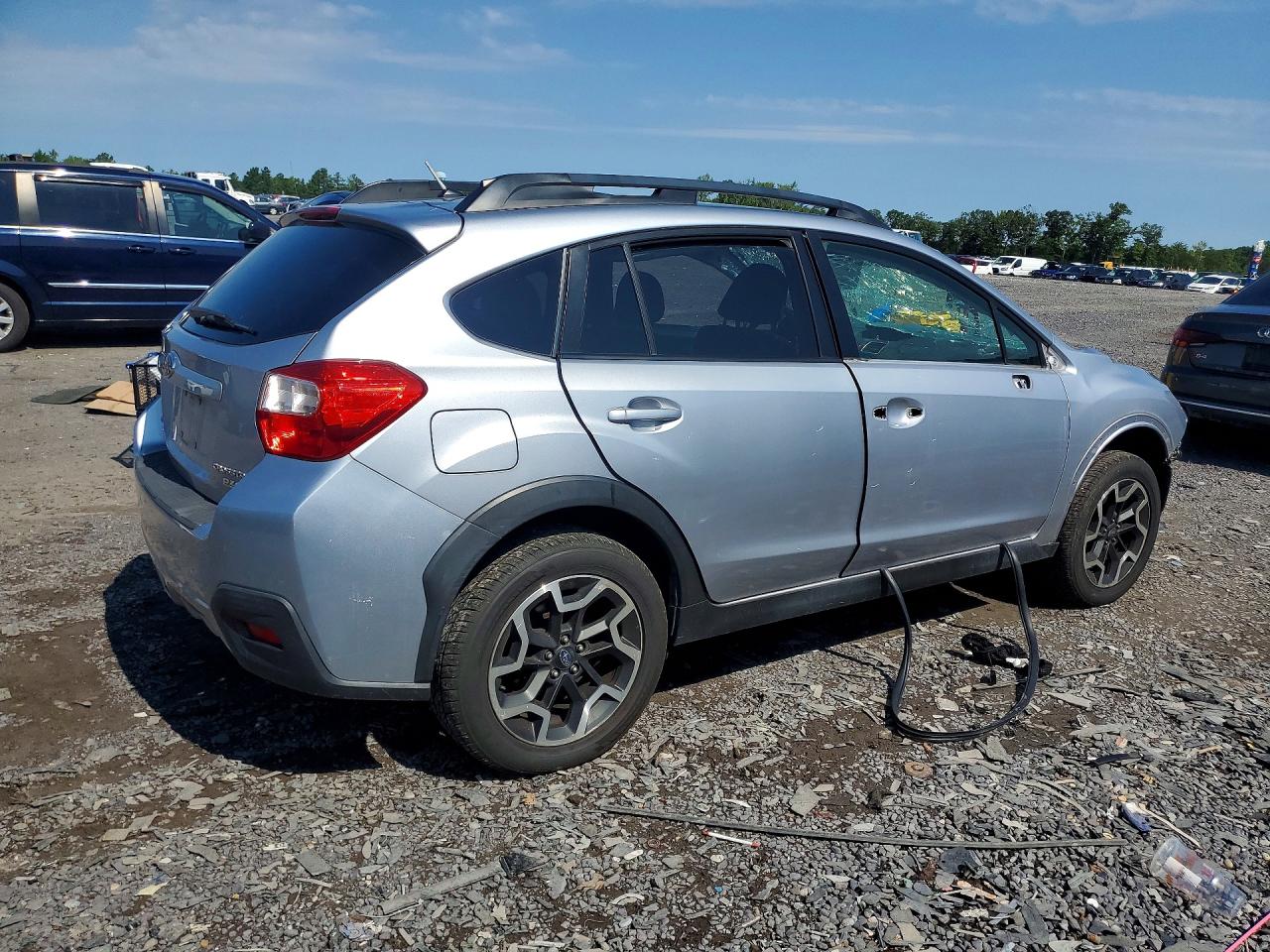 JF2GPABC4H8229206 · 2017 SUBARU CROSSTREK · 3/13