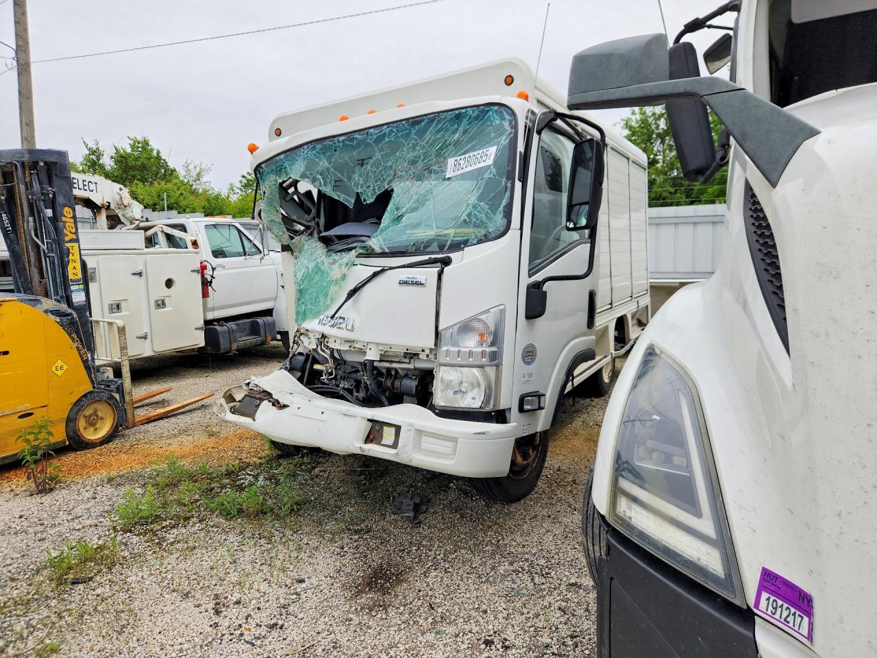 JALE5W165E7300403 · 2014 ISUZU NRR