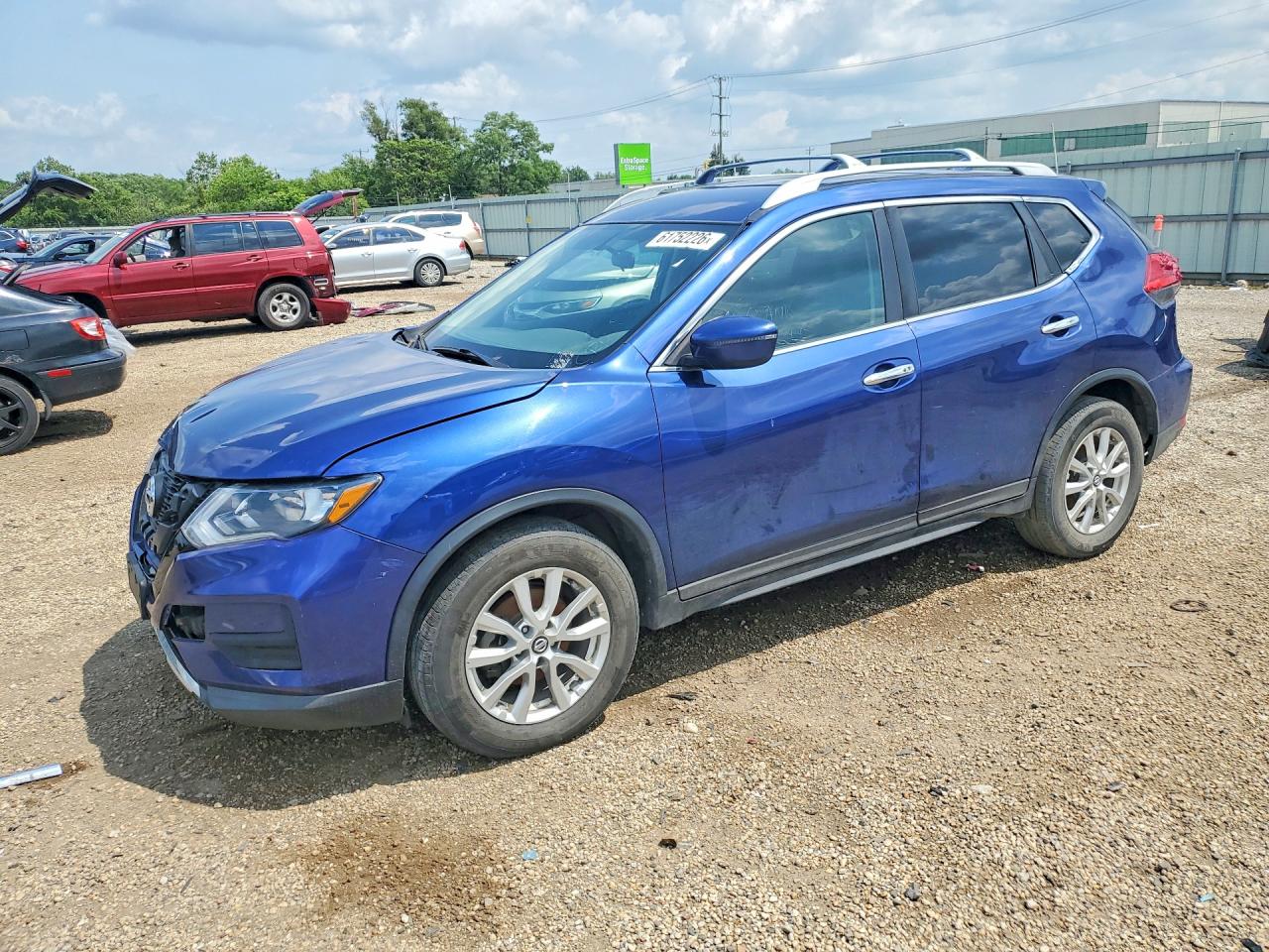 5N1AT2MV6HC810400 · 2017 NISSAN ROGUE