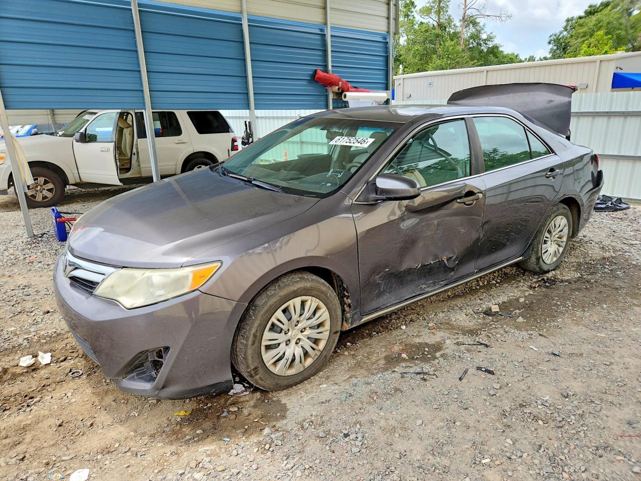 4T1BF1FK0EU849742 · 2014 TOYOTA CAMRY