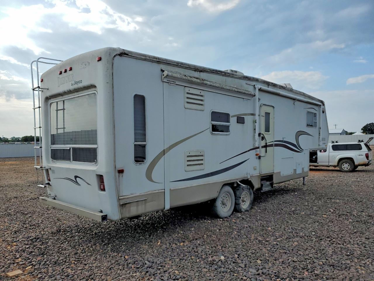 1UJCJ02R421K60260 · 2002 JAYCO JAY TRAILERS · 4/10