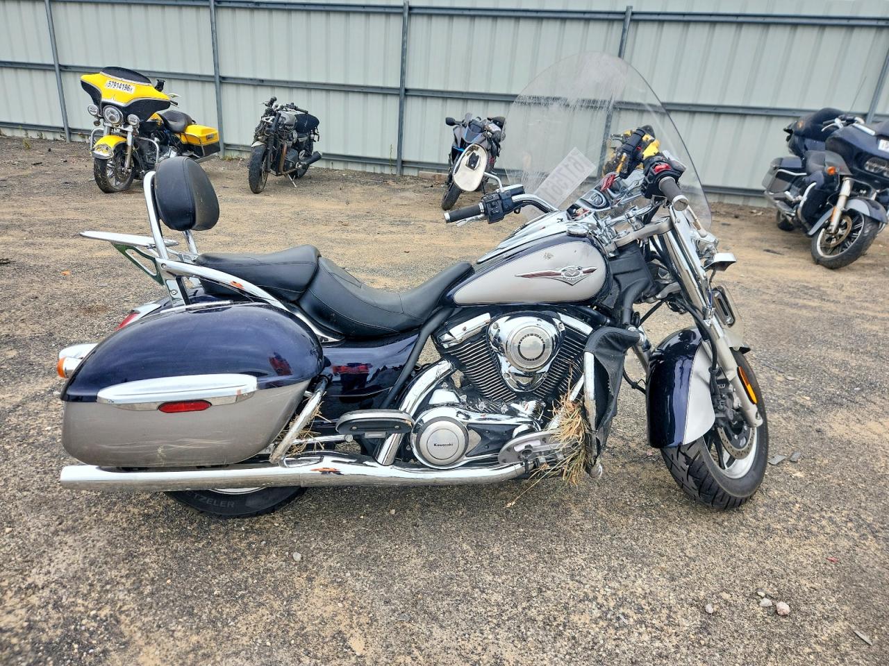 JKBVNRC15BA008131 · 2011 KAWASAKI VN1700