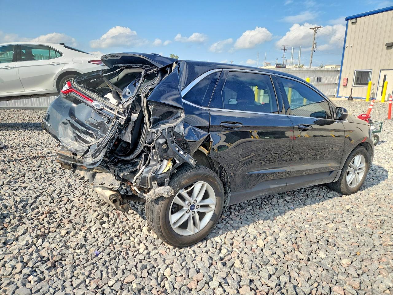 2FMTK3J88FBC42504 · 2015 FORD EDGE · 3/14