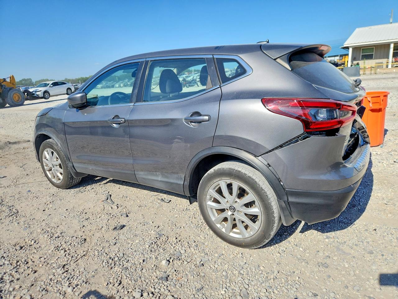 JN1BJ1CV8LW541739 · 2020 NISSAN ROGUE SPORT · 2/11